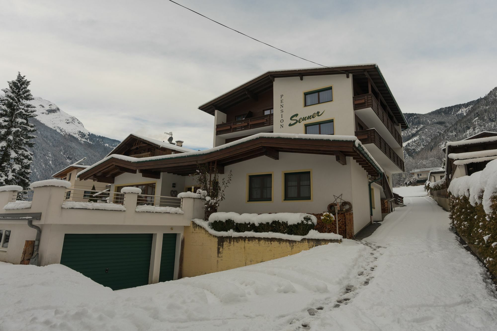 Senner Appartements Umhausen Luaran gambar